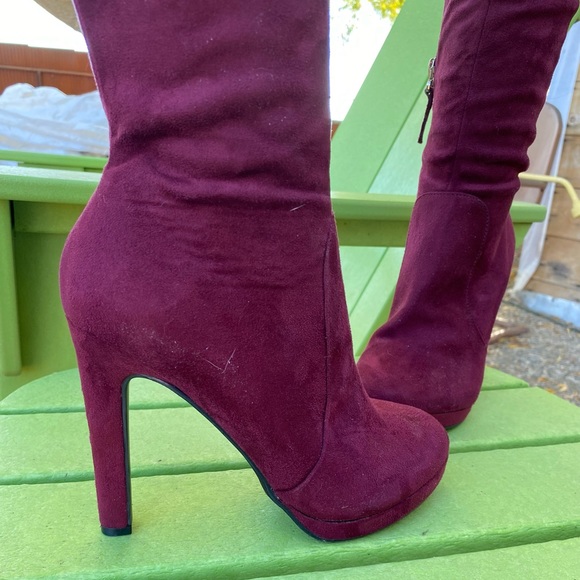Over the knee platform boot - Picture 3 of 4